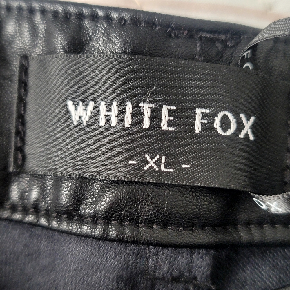 NWT White Fox Boutique "Bring The Style" Wide Leg PU Pants - Size XL Y2k - Picture 11 of 17
